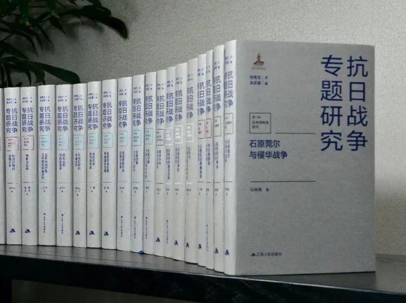 一部战时西北社会生活的瑰丽画卷