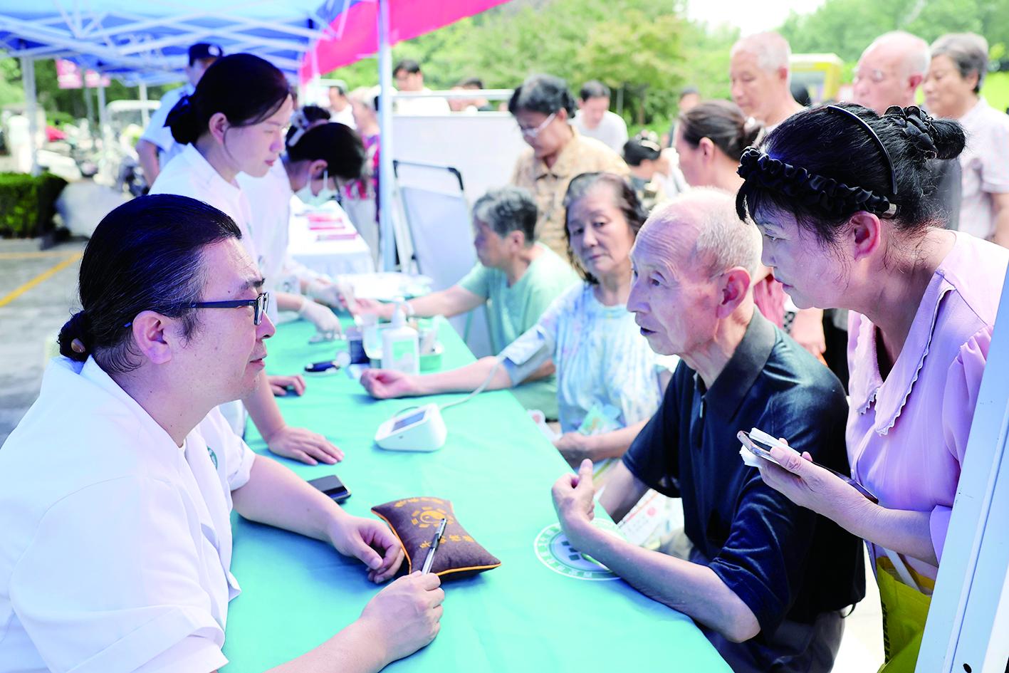 政策服务“打包”送到“家门口”