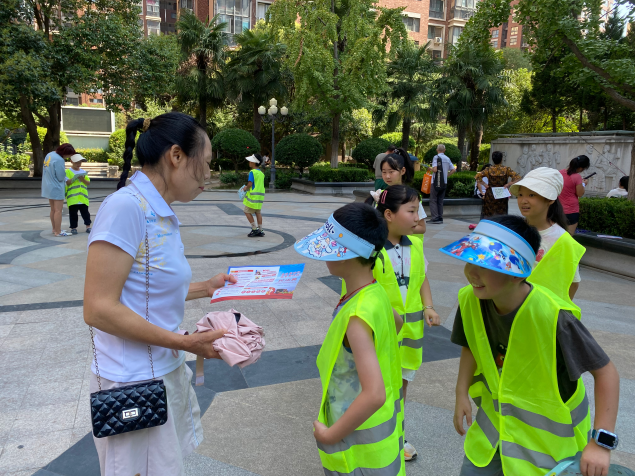 “童”声倡分类、青春添绿意 西安城管多元化宣传引领低碳新风尚