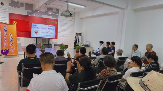 中国光大银行西安分行开展“美好陪伴·致敬·军人军属”系列金融知识宣教活动