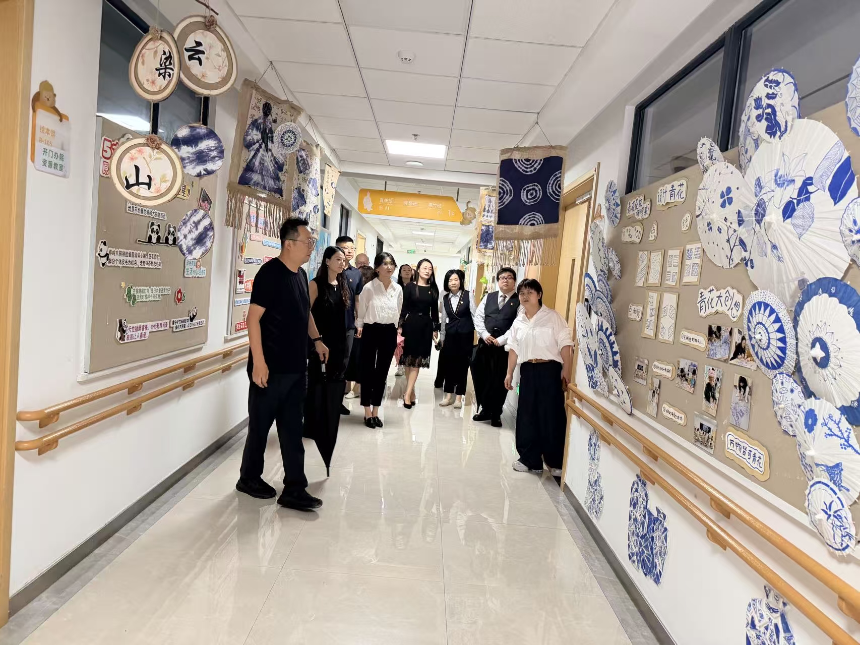 党建引领暖童心 公益践诺显担当——平安银行西安分行开展儿童福利院爱心慰问活动