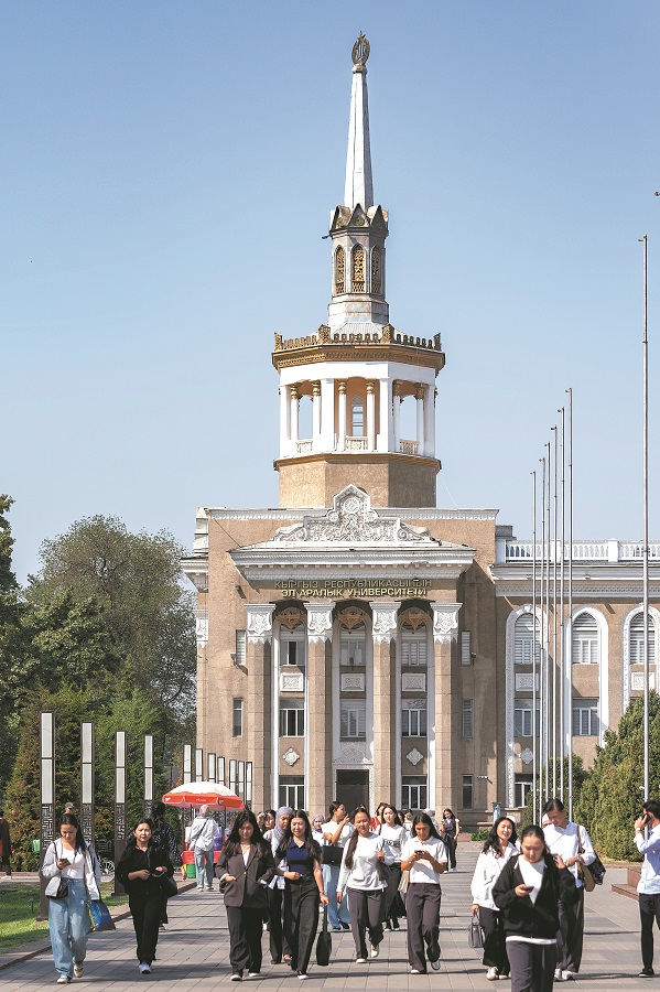 Tourism a uniting force for Kyrgyzstan, China