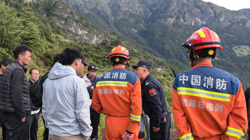 19人搜救突击队如何挺进吉隆泥石流灾害核心区