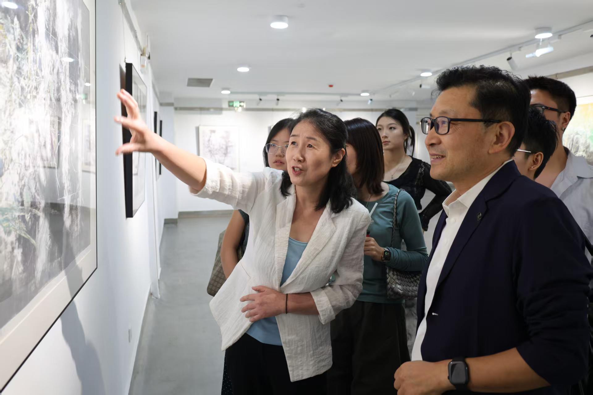 “三种时态”许欲晓个人作品展在西安启幕