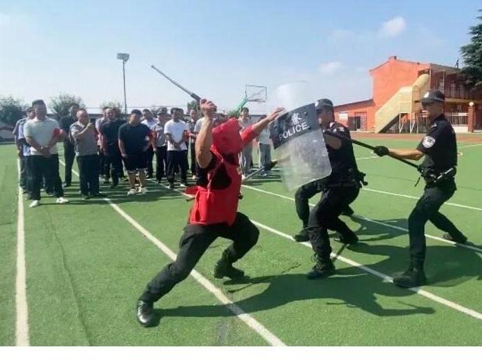武功公安开展“两个最小单元”实战演练暨能力提升培训