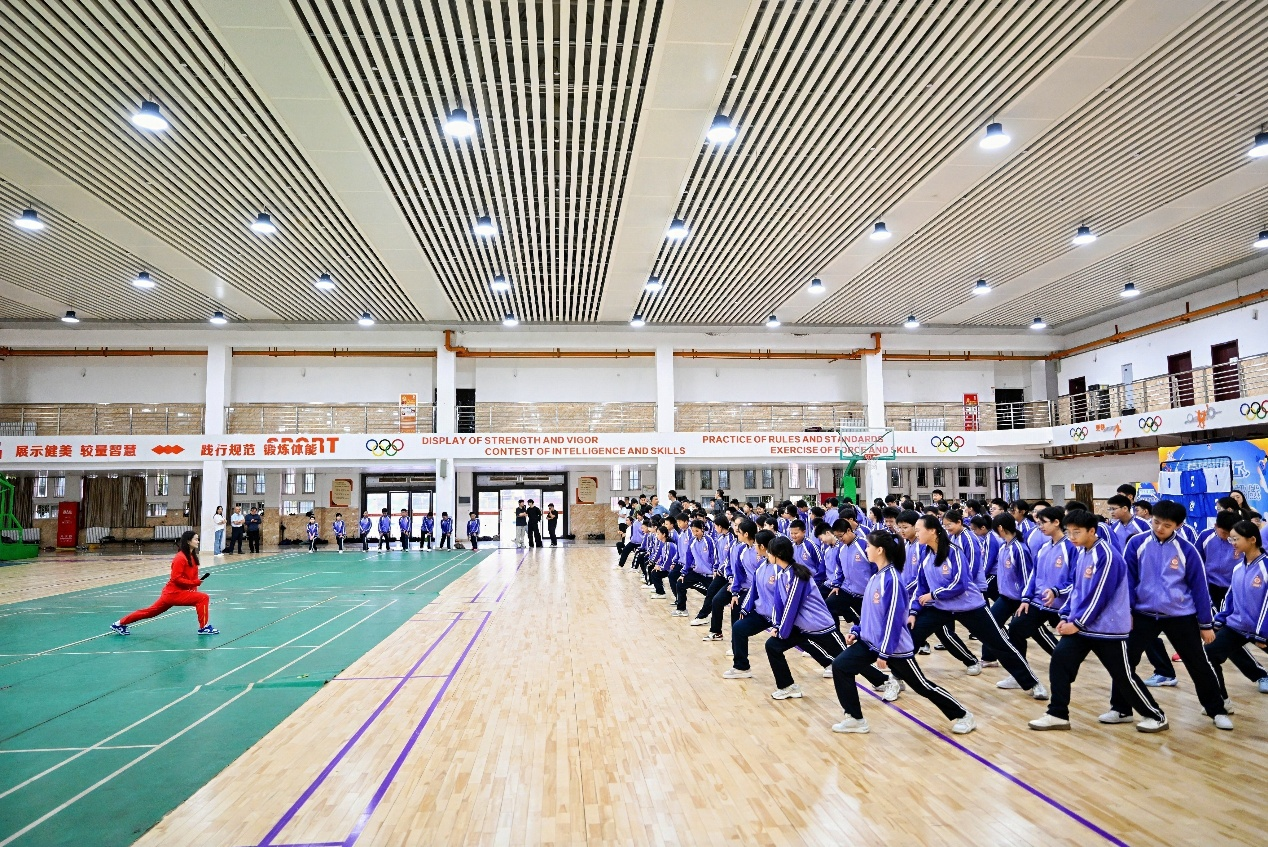 配图1