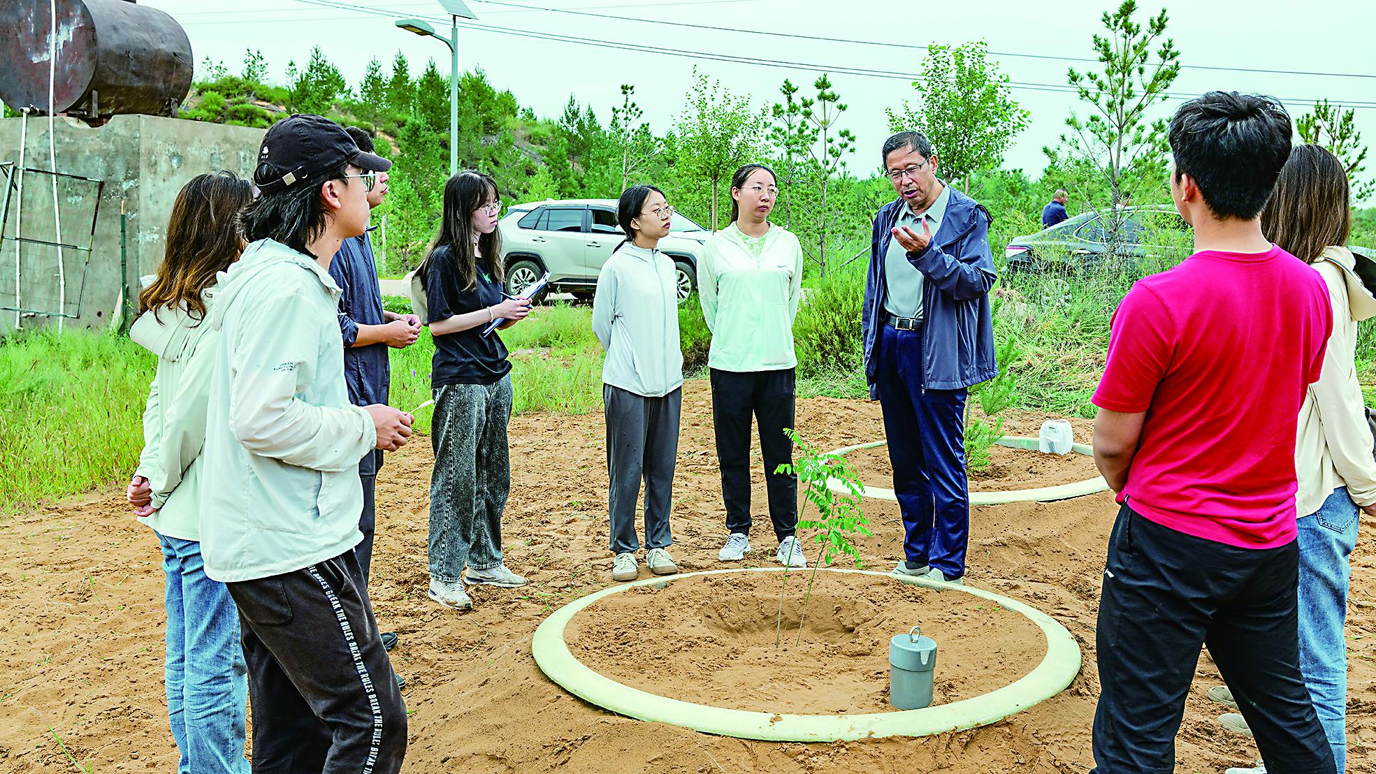 扎根旱区深处的“水脉师者”