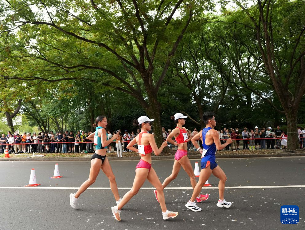 亚运会丨田径——杨柳静夺得女子半程马拉松竞走冠军