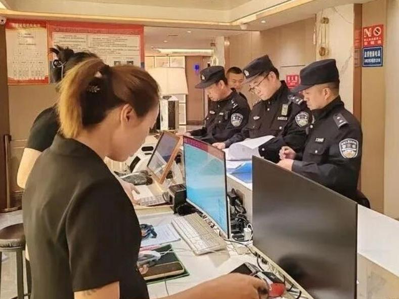 彬州市公安局开展社会面治安集中清查统一行动