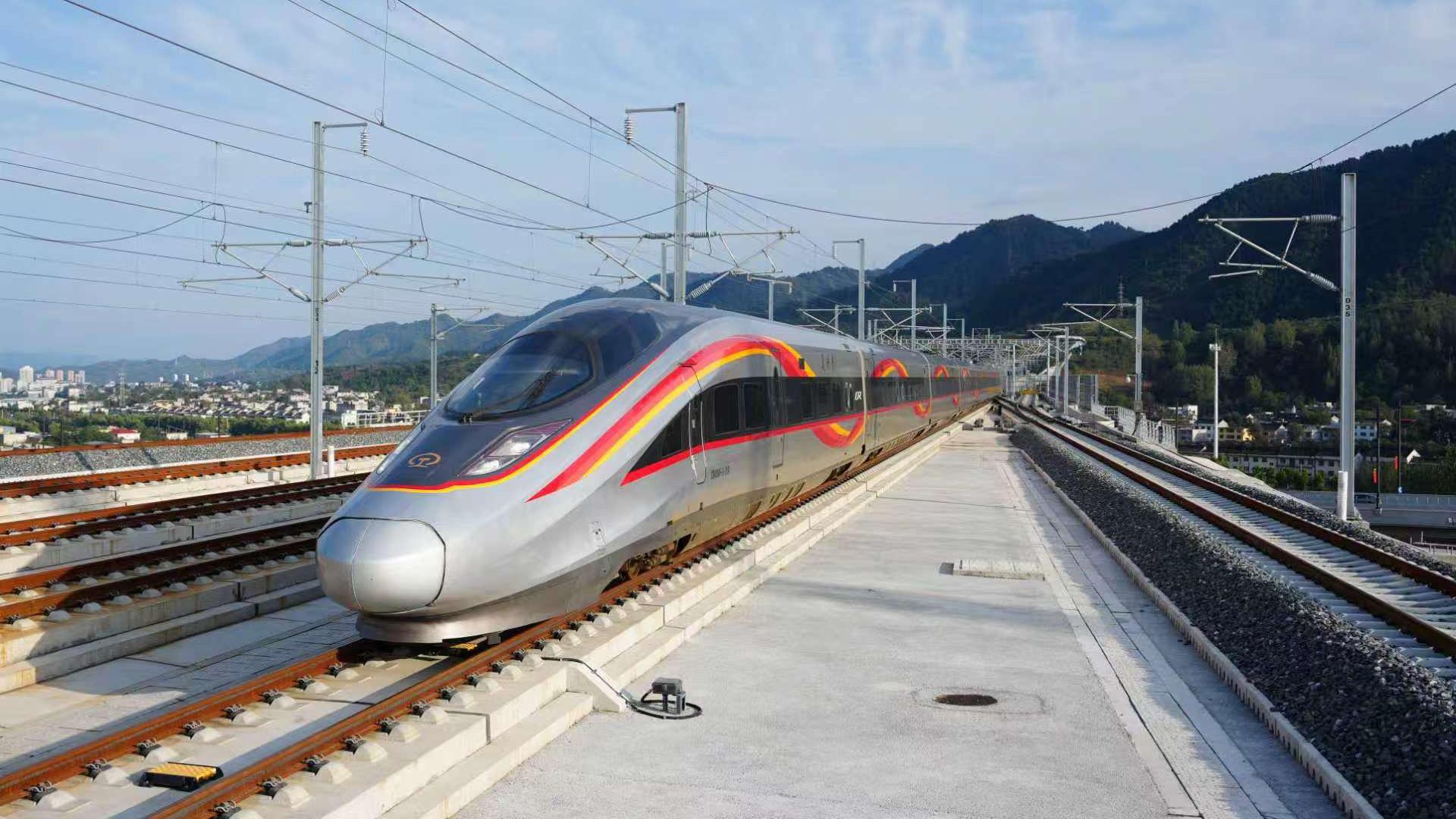 西十高铁开通百日累计运送旅客超800万人次